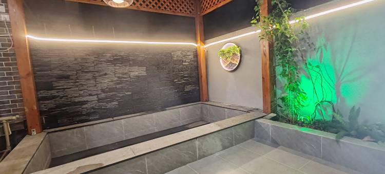 乐悠半山院子旅居(奥园英德巧克力王国度假区店)图片