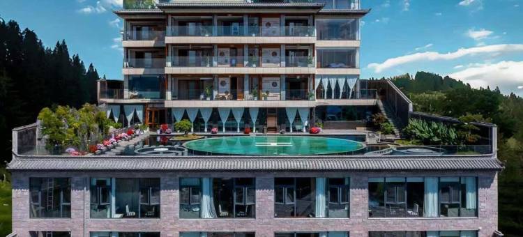 腾冲泊航东山温泉酒店图片