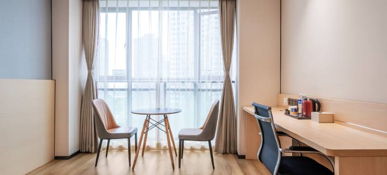 7天优品酒店(重庆两江新区鱼复工业园鱼嘴店)图片