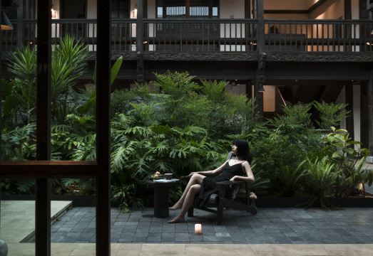 虎青·三重庭 ｜ 雪山1983系·青禾宅Valas Hotel（丽江古城南门店）外景图