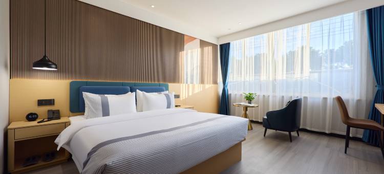 青藤艺宿酒店(余姚兰江舜宇店)图片