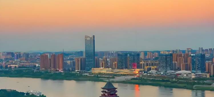 Enjoy新未来智慧·悦屿酒店(南充文化路川北医学院店)图片