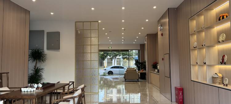 悦湖智能酒店(异龙湖国家湿地公园店)图片