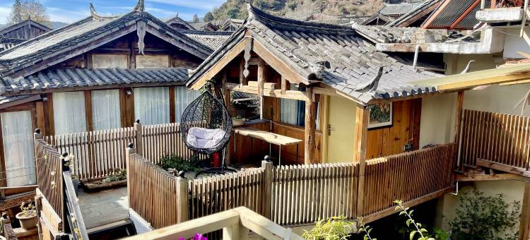 转角遇到爱客栈(束河古镇飞花触水民谣演艺吧店)图片
