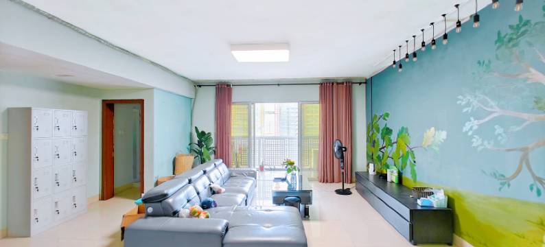 夏日物语青旅(南宁火车站店)图片