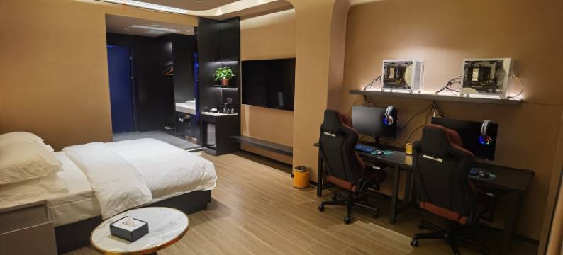 唐潮电竞酒店(丹阳万善上院店)图片