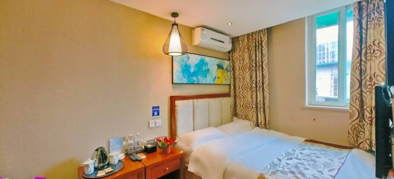 成都飞鸿精品酒店(四川音乐学院西南石油大学地铁站新都校区)图片