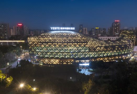 雅斯特国际酒店（柳州窑埠古镇东堤游船码头店）外景图