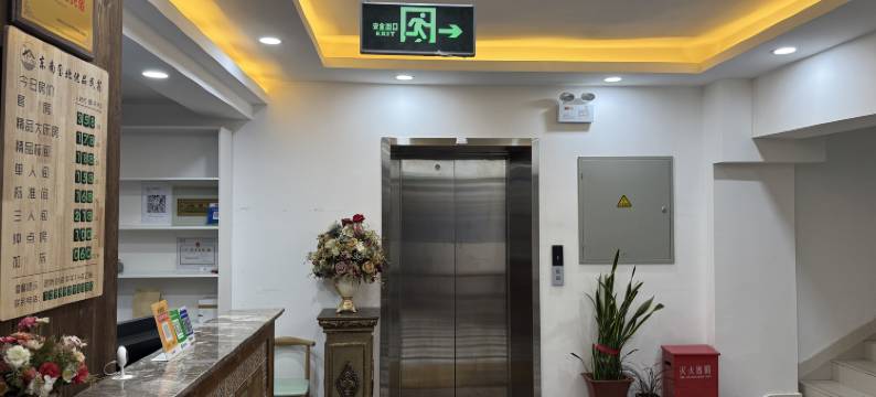 东南玺北民宿(新疆师范大学温泉校区店)图片