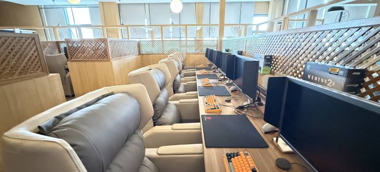Oasis·绿洲私汤电竞酒店(牧华路地铁站店)图片