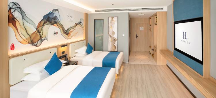 H酒店(赤峰市政府高铁站店)图片