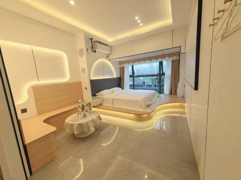 栖汐投影民宿(重庆北站店)