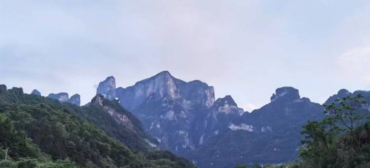 如家云上四季酒店(张家界国家森林公园东门店)图片