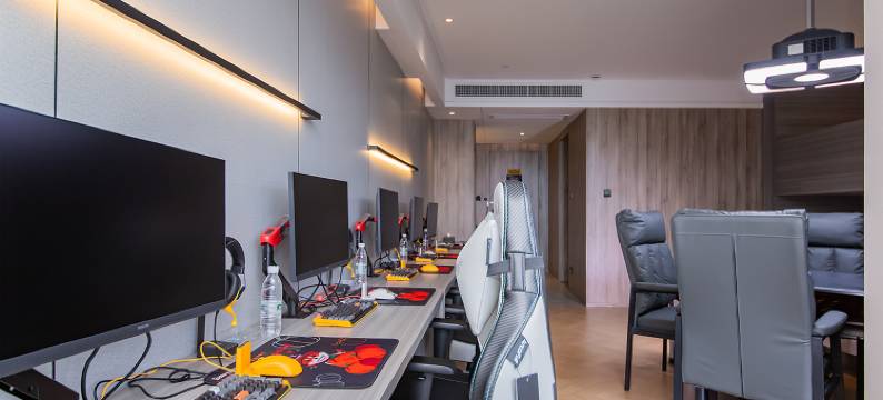 PK电竞主题公寓图片