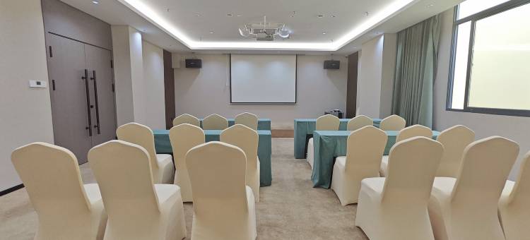 如家UP华驿智旅酒店(厦门高崎机场SM城市广场店)图片