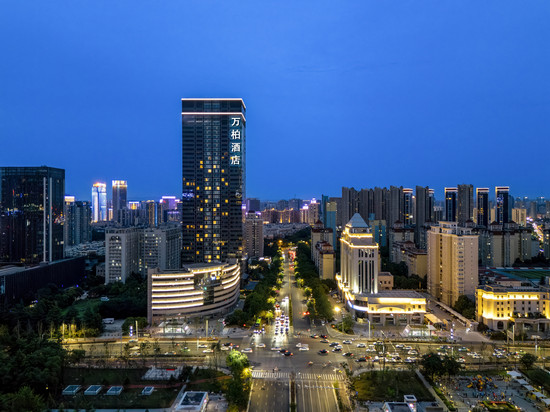 万柏酒店(科技二路地铁站店)
