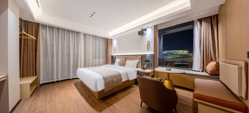 芸鼎轻居酒店(汕头高铁站店)图片