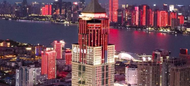 武汉江汉路步行街高空江景漫心酒店图片