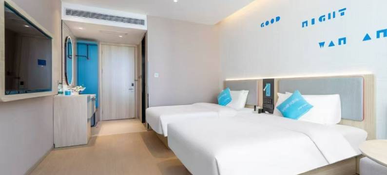 萨嘎云居酒店图片