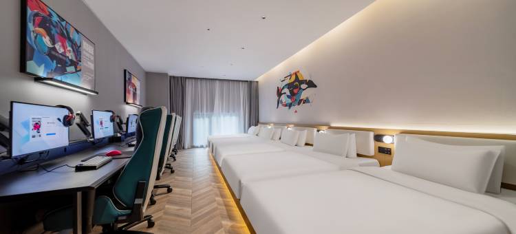 网鱼电竞酒店(上海宝山通河新村地铁站店)图片