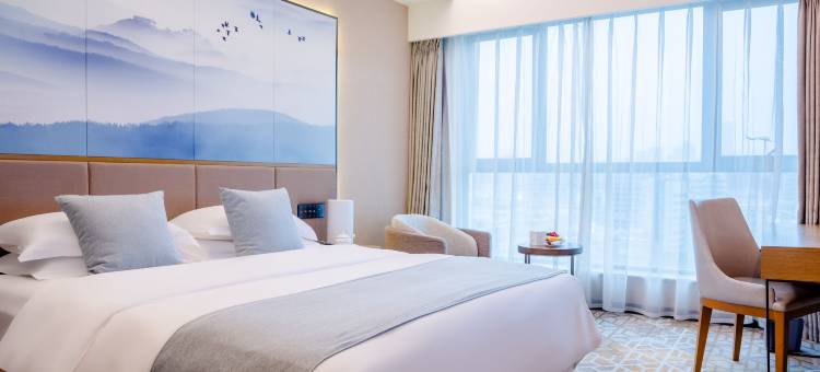 云南维居金鹰大酒店(昆明火车站国际会展中心店)图片