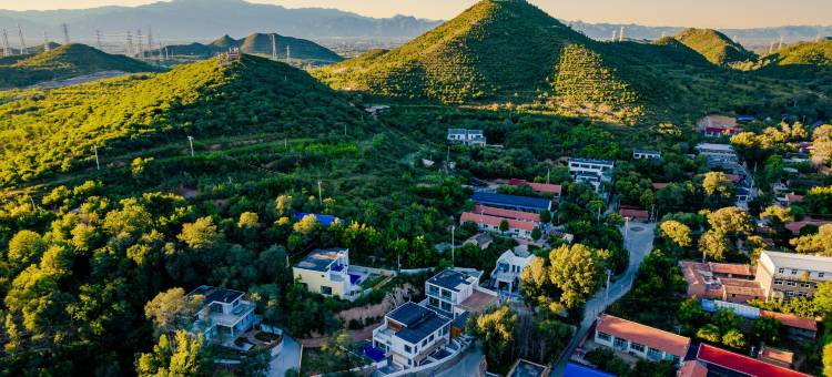 花筑·乌托邦·露天泳池度假院落集群居(北京八达岭店)图片