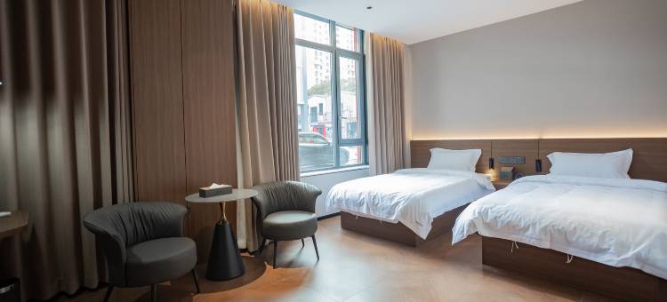 锦州云熹酒店(东湖公园店)图片