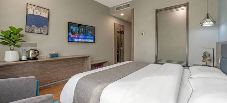 尚品怡家酒店(西安外事学院丈八北路地铁站店)图片