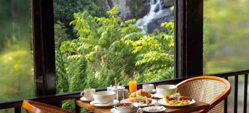 康沙旦度假村及瀑布(J Valley Resort)图片