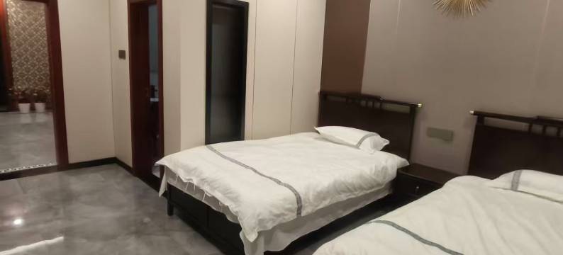 查干湾山庄图片