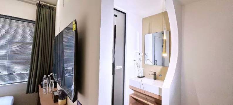 半隐巷住民宿(开封万岁山大宋武侠城店)图片