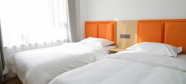 临江春枫里宾馆图片