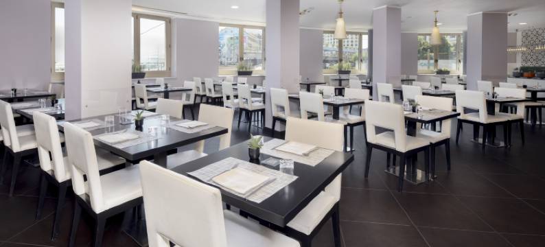 Holiday Inn 热那亚市(Holiday Inn GENOA CITY by IHG)图片