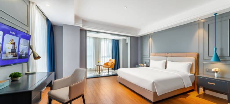 潮漫酒店(青岛红岛高新区方特店)图片