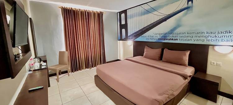 普沃达迪凯里亚德格兰名家饭店(Grand Master Hotel Purwodadi)图片