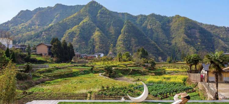 阅竹|赏奇峰云海·览世外田园·森氧山居(国家森林公园中门店)图片