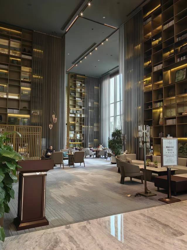 太原阳光国际酒店(王府井百货)图片