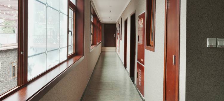 邛崃羌族城堡酒店(南宝山店)图片