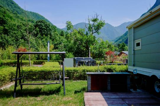留坝露野房车露营地图片