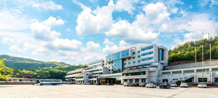 承德伴山盛世酒店(避暑山庄僧冠峰店)图片