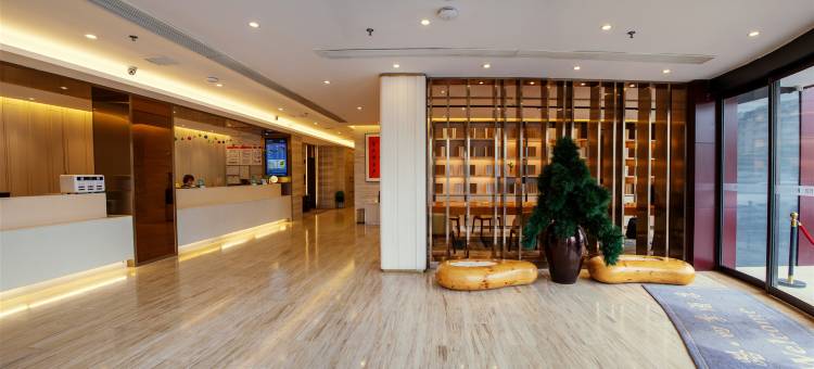 驿路·泗季酒店(宜春高安市锦惠中路鹏泰百货店)图片