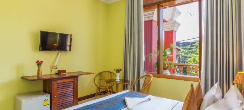 人行道酒店(Side Walk Hotel)图片