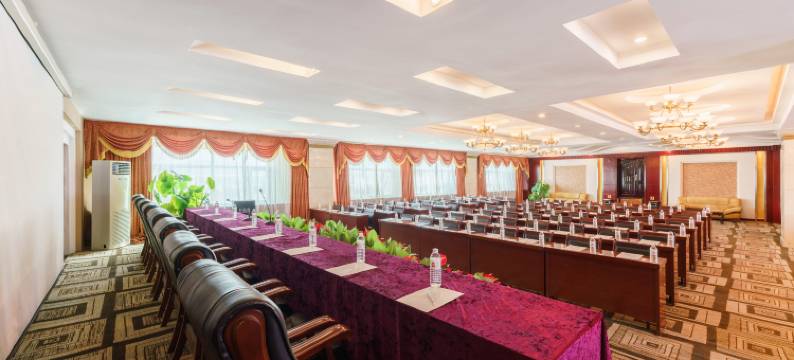 布尔津神湖大酒店图片