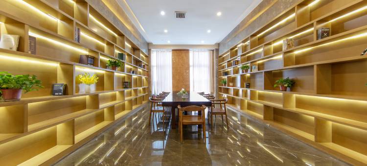 四季美景酒店(红岛方特梦幻王国店)图片