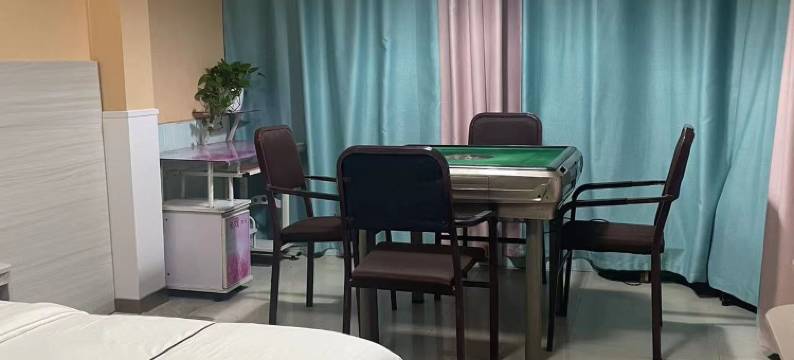 长沙四方坪鑫隆宾馆(雅雀湖地铁站店)图片