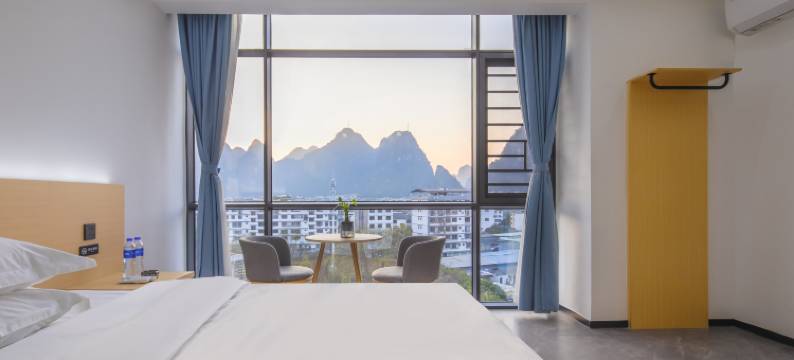 阳朔万隆民宿酒店(漓江景区店)图片