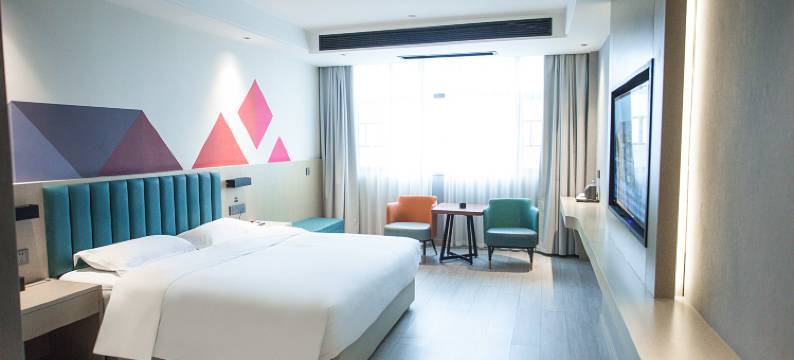 泊曼酒店(洞口汽车总站店)图片