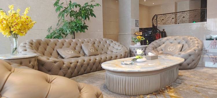 三穗法尔顿大酒店(高铁站商贸物流城店)图片