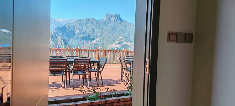 福贡老姆登香格里民宿图片