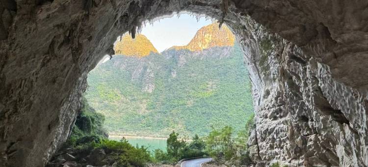 浩坤湖三合民宿图片